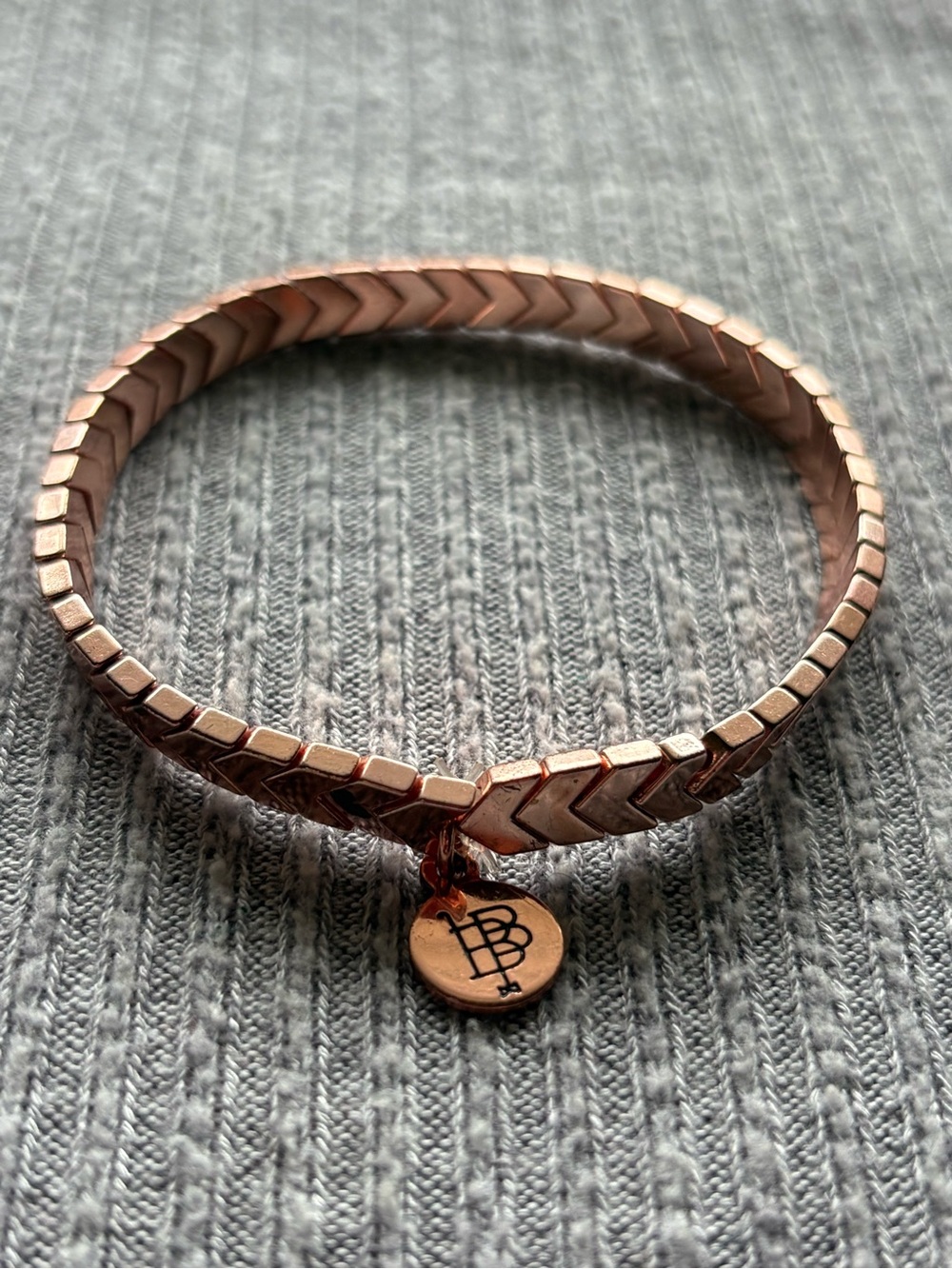 Vintage Bourbon & Bowties marked copper tone chevron design stretch bracelet